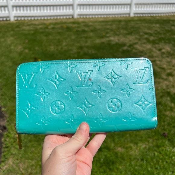 SALE!! Rare authentic louis vuitton monogram vernis wallet turquoise - Picture 13 of 14